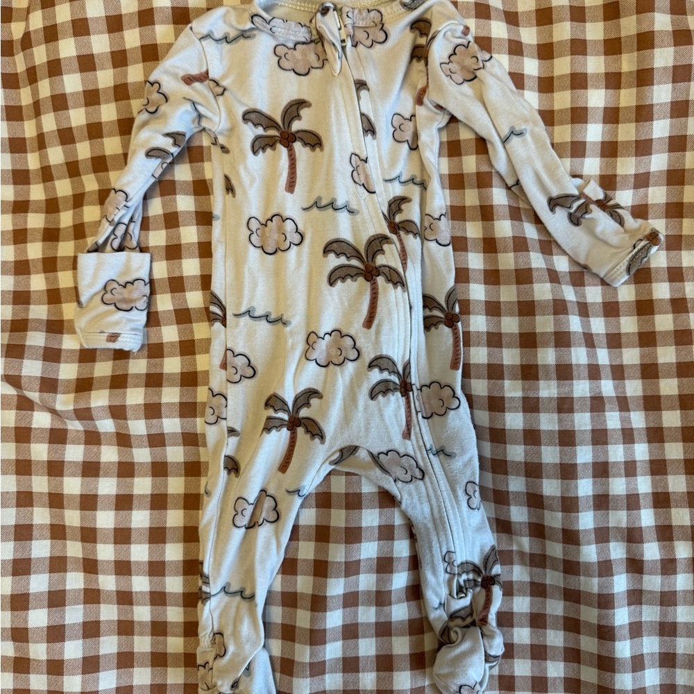 Cozy Palm Tree Print Kids Pajama Footies